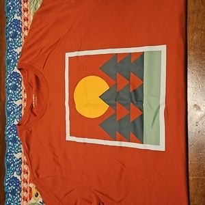 Old Navy Graphic-T Men's L